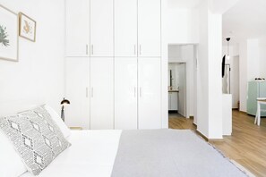 1 bedroom, iron/ironing board