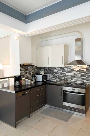 Fridge, microwave, oven, dishwasher