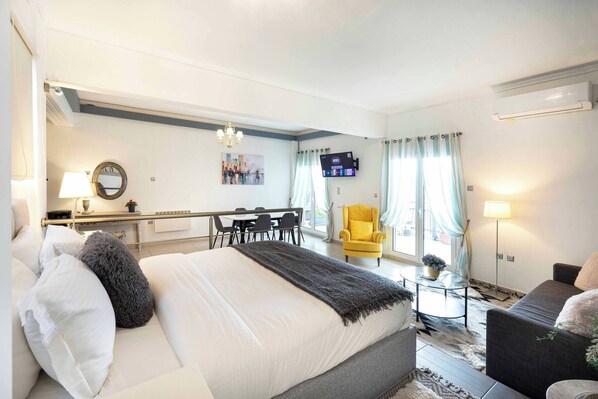 1 bedroom, iron/ironing board, free WiFi