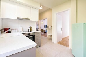 Fridge, oven, stovetop, coffee/tea maker - 1BR Apt in Petralona | 15' to Acropolis | By Metro (Athens)