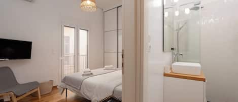 1 bedroom, iron/ironing board, free WiFi