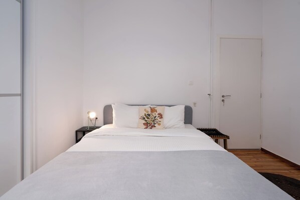 1 bedroom, iron/ironing board, free WiFi