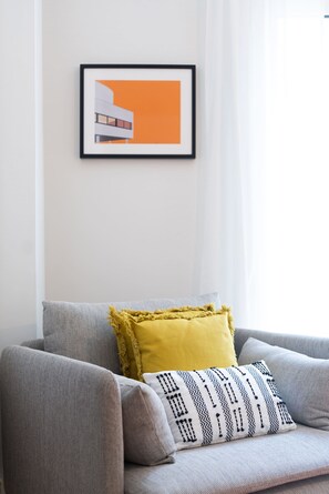 TV - Urban Escape: Exarcheia Remodel (Athens)