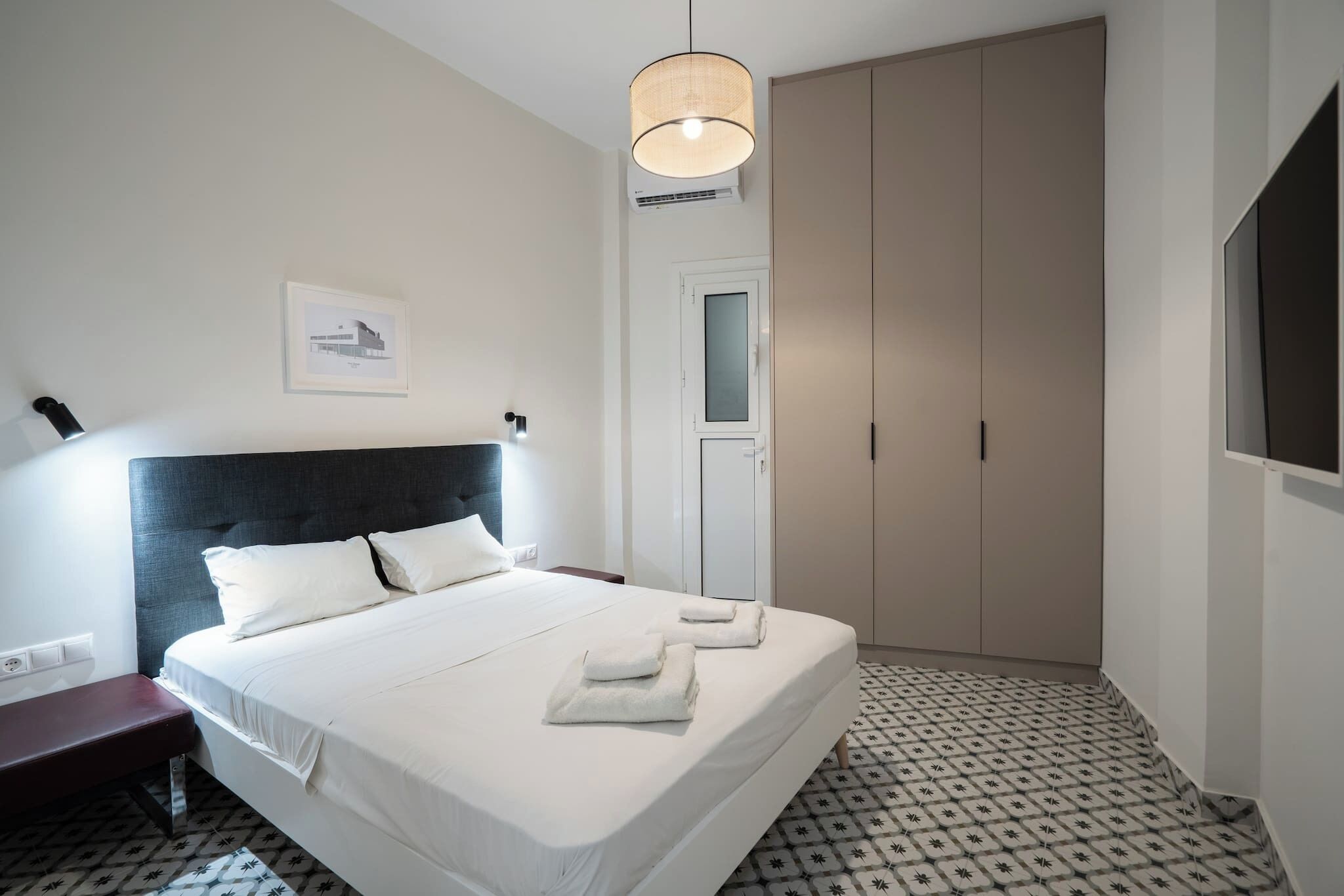 2 bedrooms, iron/ironing board