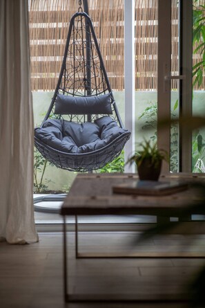 Interior - 1BR Athenian Serenity | 15 Minutes From Acropolis (Athens)