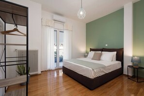 2 bedrooms, iron/ironing board, free WiFi