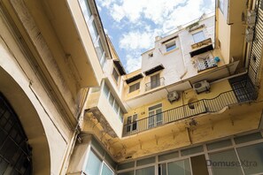 Front of property - Olivia's Home By DomusExtra (Naples)