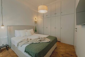 1 bedroom, iron/ironing board, bed sheets