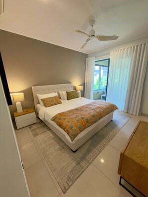 3 bedrooms, iron/ironing board, travel cot, free WiFi