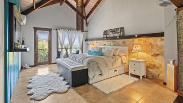 6 habitaciones, tabla de planchar con plancha, wifi y ropa de cama