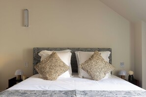 Huoneisto | 1 makuuhuone, kannettavalle tietokoneelle sopiva työtila