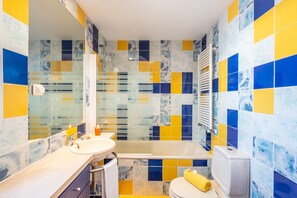 Villa | Bathroom | Hair dryer - Villa Poseidon in Albufeira (Albufeira)