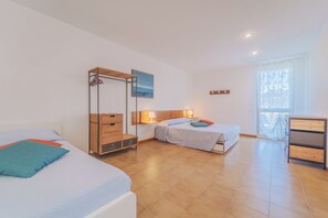 5 chambres, Wi-Fi gratuit, draps fournis