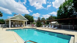 A heated pool - Gated 2BR/2BA Condo w/ Pool (Bradenton)