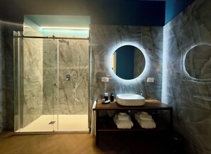 Deluxe Room, Balcony, City View | Bathroom | Shower, free toiletries, hair dryer, bathrobes - Toledo LR Collection (Naples)