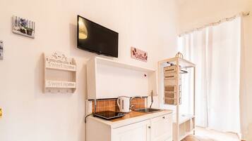 ๋๋ญ์ค ์ฟผ๋๋ฃธ, ๋ฐ์ฝ๋, ์๋ด ์ ๋ง | ๋ฐฉ์ ์ค๋น, ๋ฌด๋ฃ WiFi