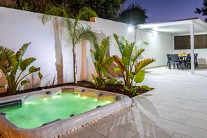 Villa | Terrace/patio