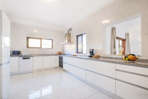 Villa | Eigene Küche