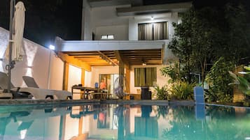 Piscina externa