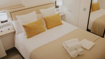 1 habitación, tabla de planchar con plancha y wifi gratis