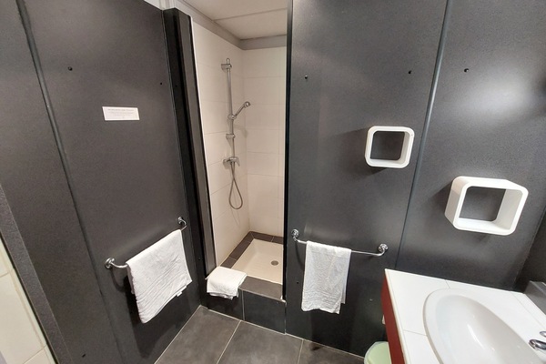 Habitación clásica doble, vistas al jardín | Baño