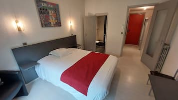 Classic Double Room, Garden View | Free WiFi