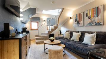 Premium suite, balkon, uitzicht op stad | 1 slaapkamer, Select Comfort-bedden, een minibar, een kluis op de kamer