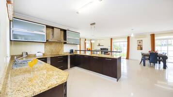Villa | Private kitchen