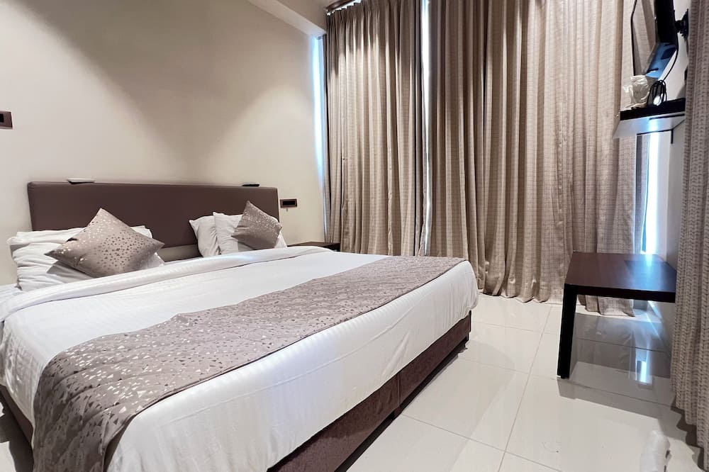 Hotel GMR Pearls - Thottambedu