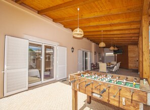 Villa | Outdoor dining