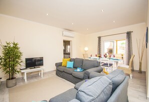 Villa | Living area
