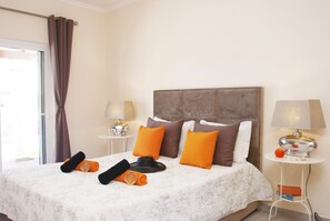 3 chambres, fer et planche à repasser, draps fournis