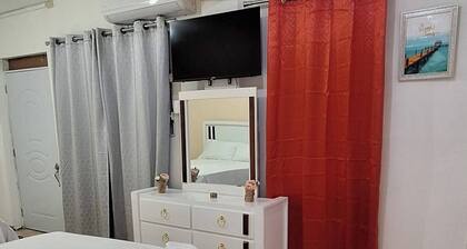 COZY STUDIO #1 AT Hotel y Villa Marchena