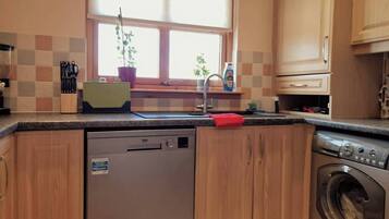 Microwave, oven, dishwasher