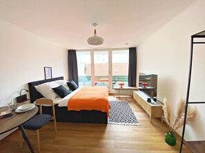 1 bedroom, WiFi, bed sheets
