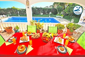 别墅 | 室外用餐