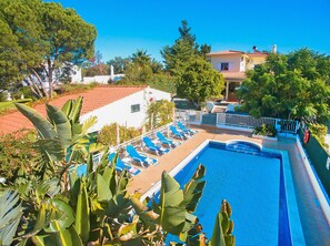 Villa | Pool | Inomhuspool och utomhuspool