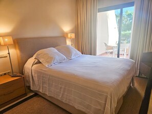 2 quartos, Wi-Fi de cortesia, roupa de cama