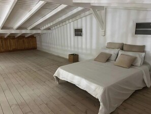 2 dormitorios, tabla de planchar con plancha, wifi y ropa de cama