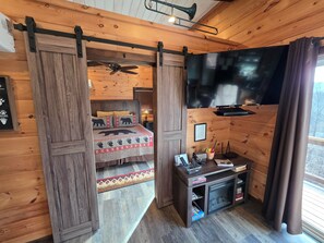 1 bedroom, iron/ironing board, travel cot, free WiFi