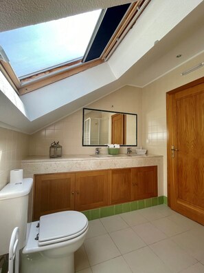 Haartrockner, Handtücher