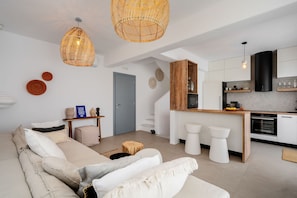 Villa | 3 bedrooms, Internet