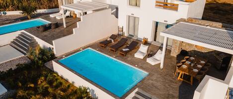 3 habitaciones y acceso a internet