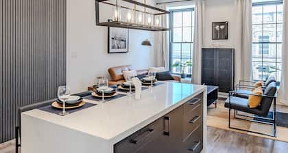 Charming 2 Bed Apartment