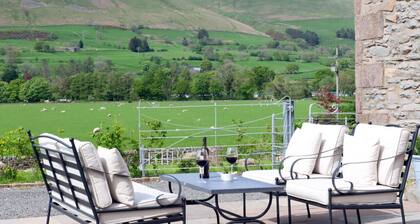 Relaxing rural retreat