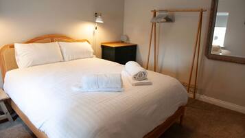 2 Schlafzimmer, BĂŒgeleisen/BĂŒgelbrett, kostenloses WLAN, BettwĂ€sche