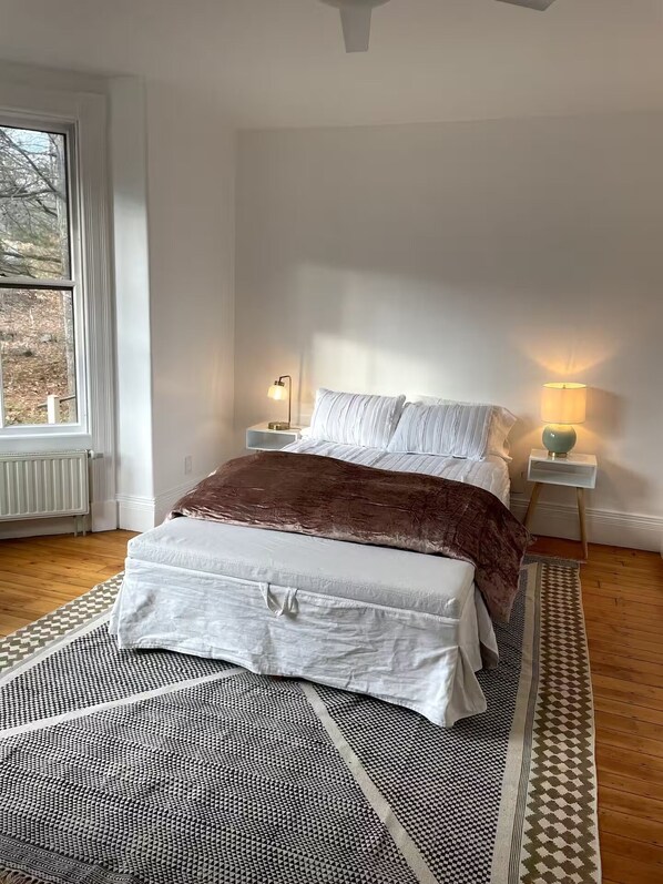 1 bedroom, iron/ironing board, travel cot, WiFi