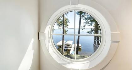 Gull Lake Luxury, 4-BR house with all the amenities you could ever want or need!