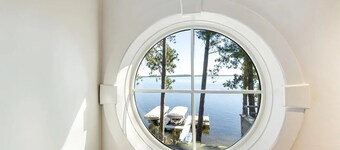 Gull Lake Luxury, 4-BR house with all the amenities you could ever want or need!