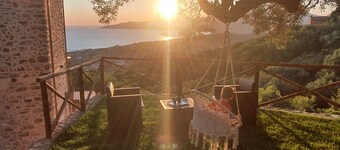 Villa with Pool in the Cilento in Ascea Casolare Centoulivi